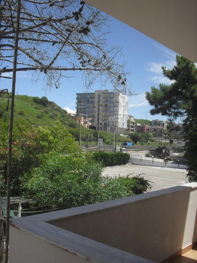 Villa Daniele Durrës Exterior foto